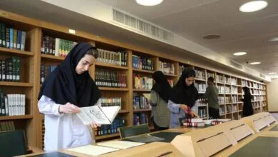 انجام فرآیند رف‌خوانی ۱۲۵ هزار نسخه کتاب در موزه و کتابخانه ملی ملک