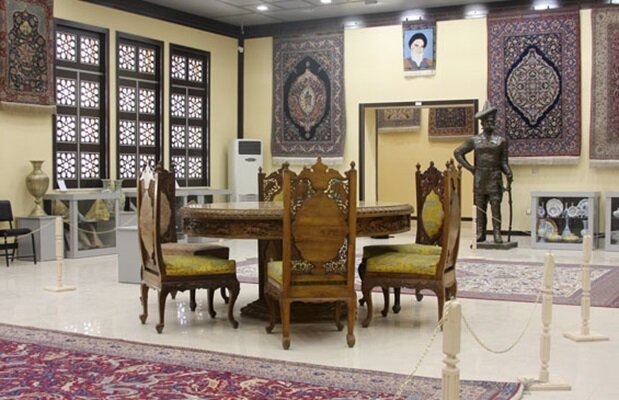 رازهای ۵اثر ناشناخته استاد فرشچیان در موزه هنرستان هنرهای زیبای اصفهان