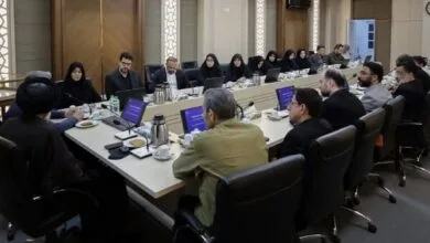 تفاهمنامه همکاری بین آستان قدس رضوی و گروه موزههای دفینه امضا شد تفاهمنامه همکاری بین آستان قدس رضوی و گروه موزههای دفینه امضا شد